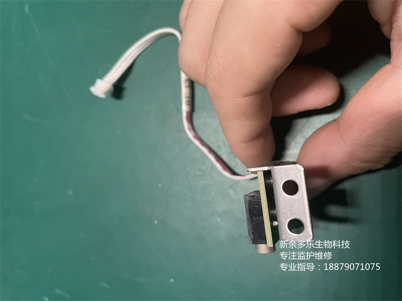 理邦F6胎兒監(jiān)護(hù)儀EXT與MARK接口組件 (1).jpg 理邦F6胎兒監(jiān)護(hù)儀EXT與MARK接口組件 (1).jpg